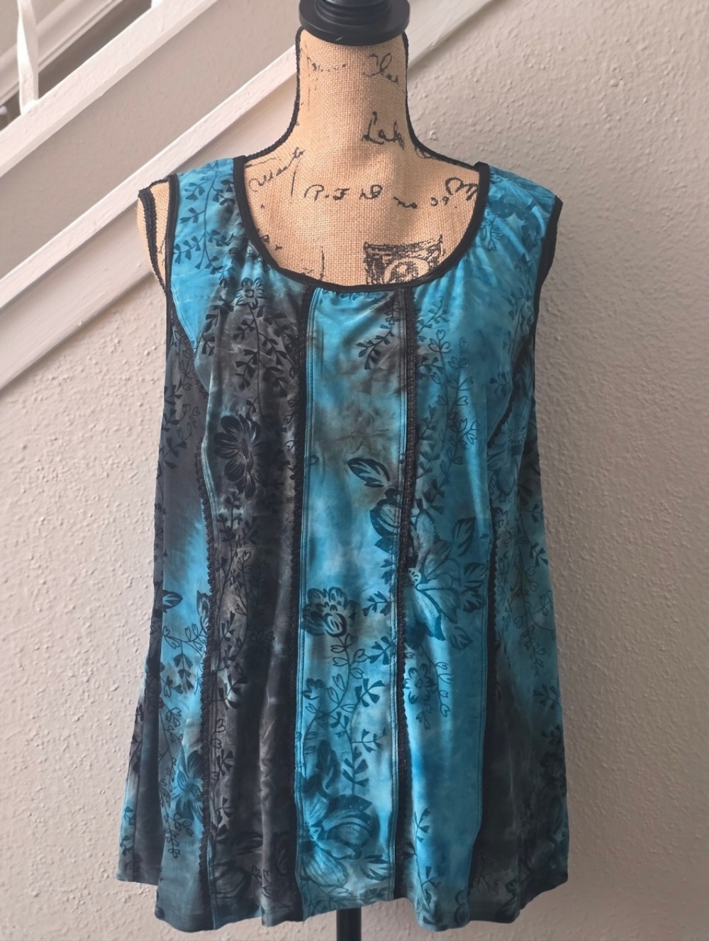 Dressbarn Vintage Floral Sleeveless Top Size 2X Blue Black Y2K Grunge